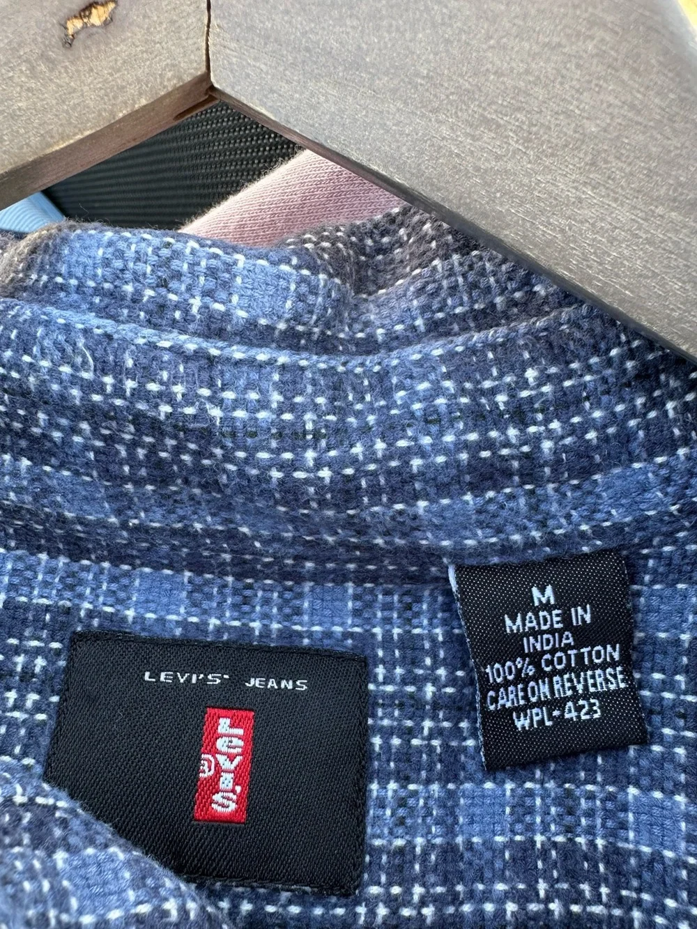 Levi's Jeans Men's 100% Cotton Plaid Button Down Thick Long Sleeve Shirt Size M